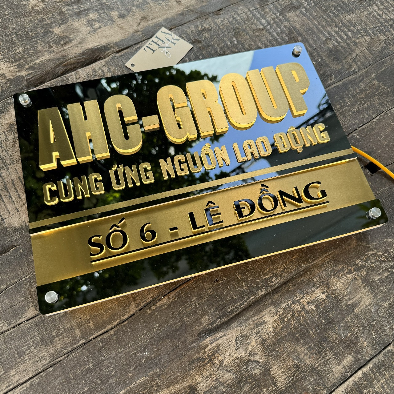 Các Loại Bảng Tên Công Ty Inox Phổ Biến