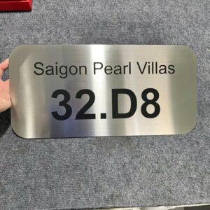 GIA CÔNG BẢNG TÊN PHÒNG INOX