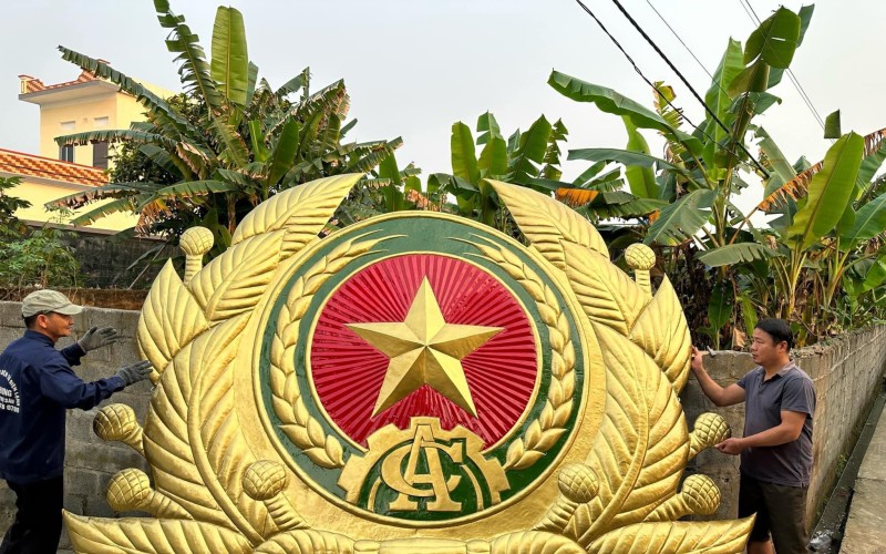 Gia Công Logo Inox Ăn Mòn